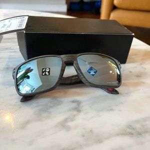 Oakley Sunglasses - Male - HOLBROOK